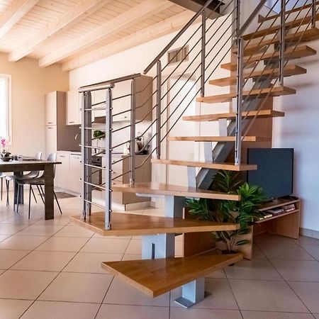 Appartamento Residenza Oleandro Desenzano del Garda Esterno foto