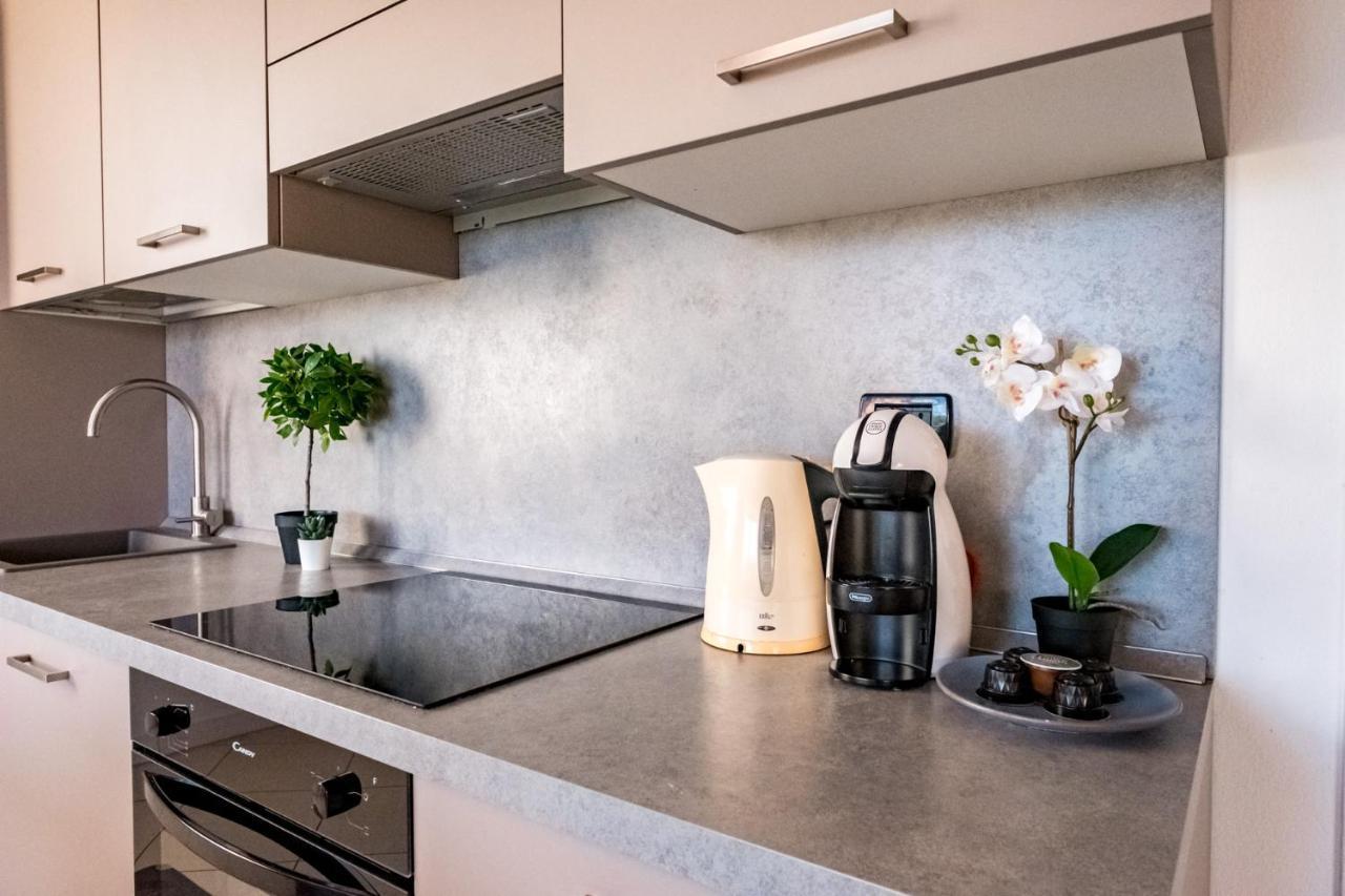 Appartamento Residenza Oleandro Desenzano del Garda Esterno foto