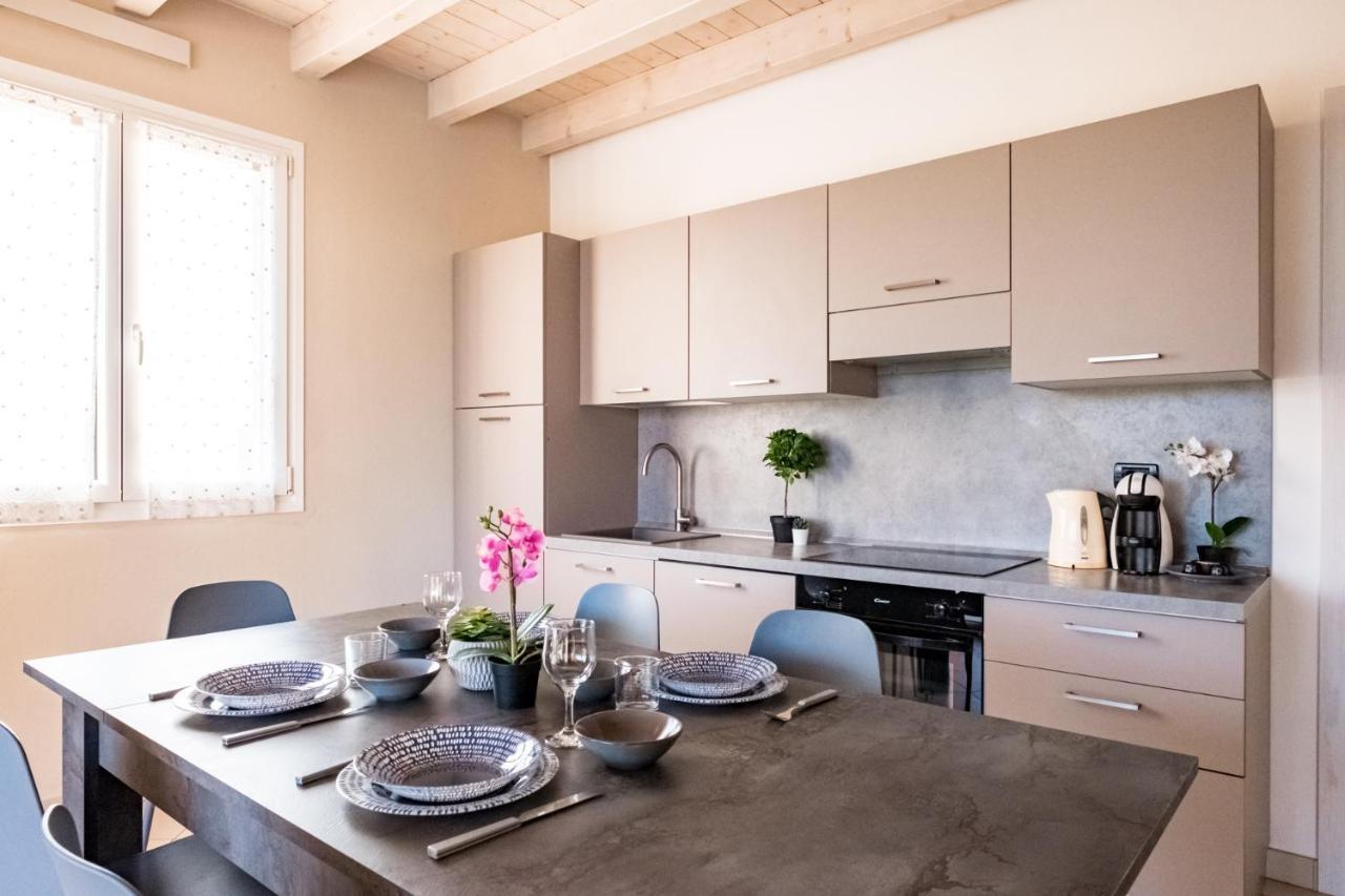 Appartamento Residenza Oleandro Desenzano del Garda Esterno foto