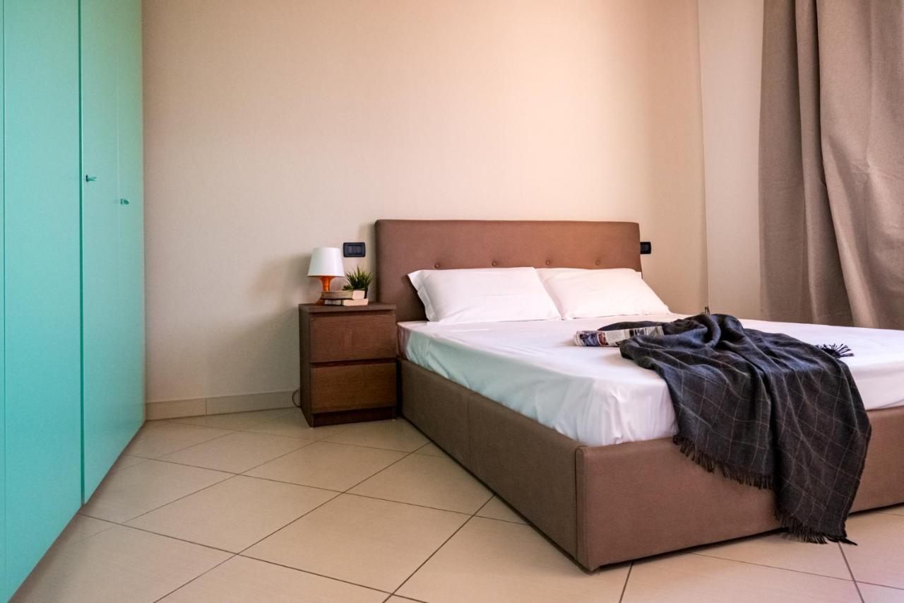 Appartamento Residenza Oleandro Desenzano del Garda Esterno foto