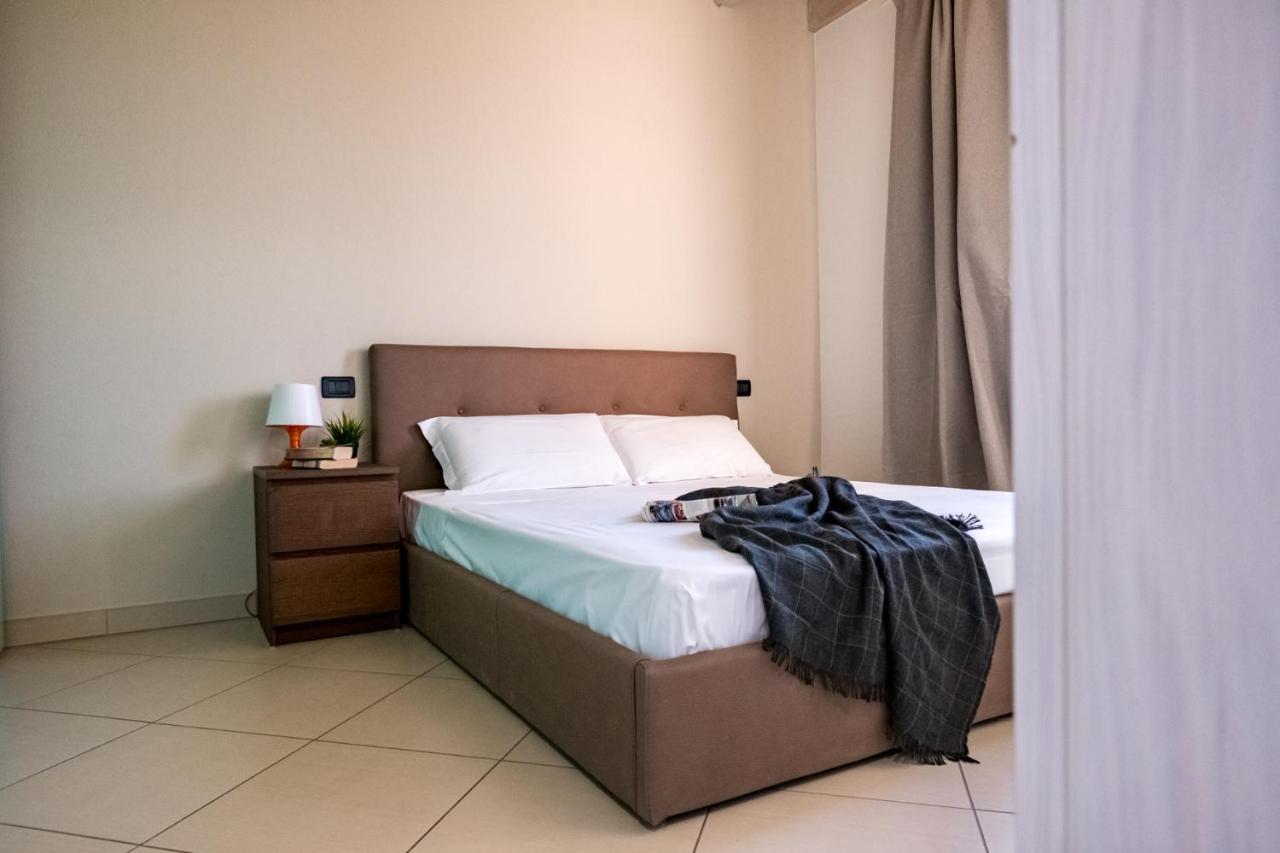 Appartamento Residenza Oleandro Desenzano del Garda Esterno foto