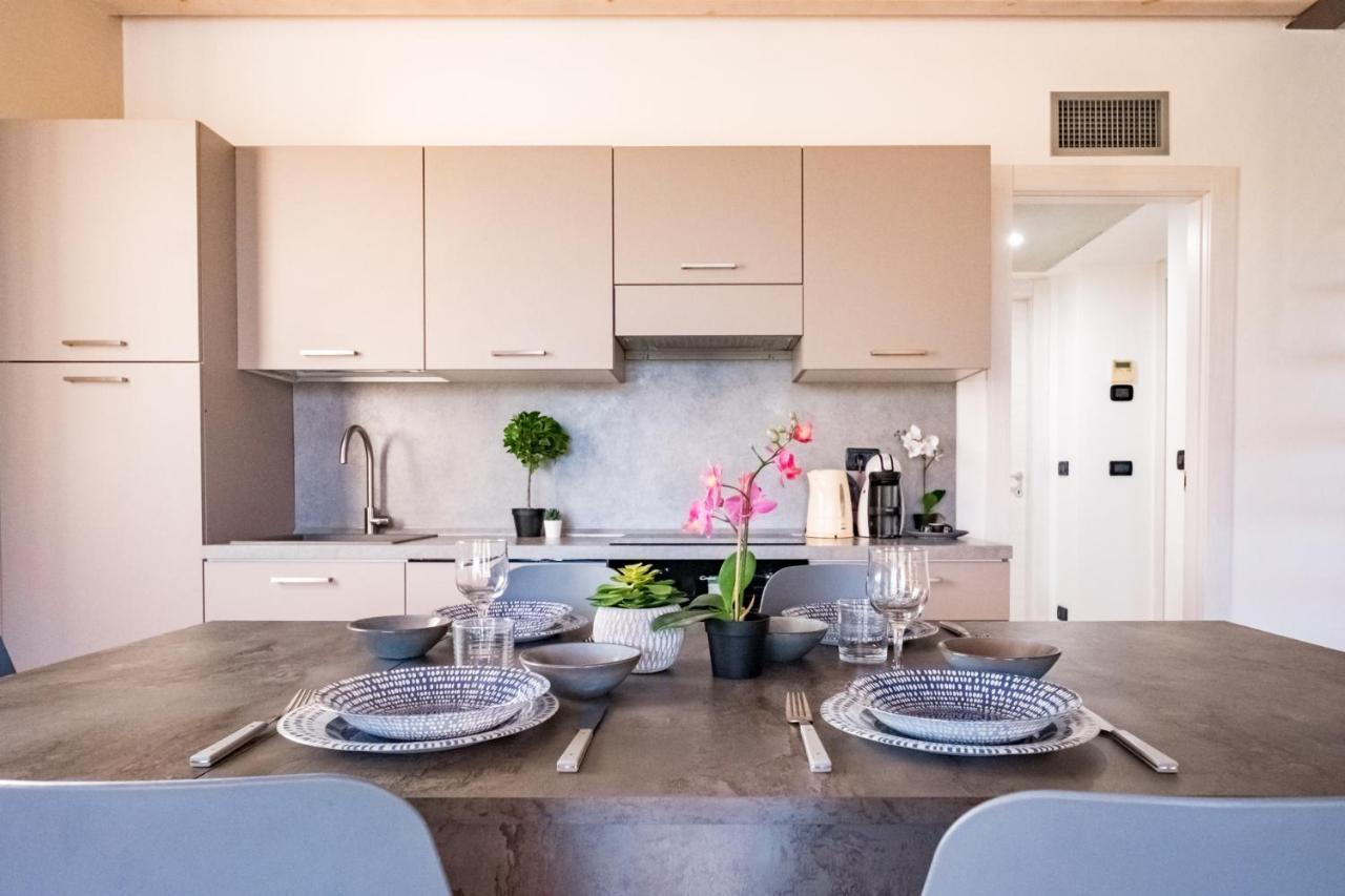 Appartamento Residenza Oleandro Desenzano del Garda Esterno foto